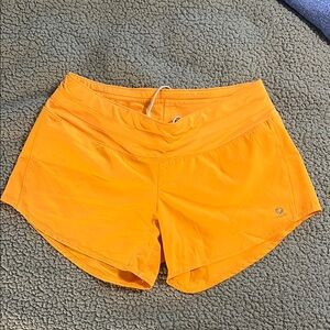 Oiselle Orange Athletic Shorts Lightweight Curved Hem